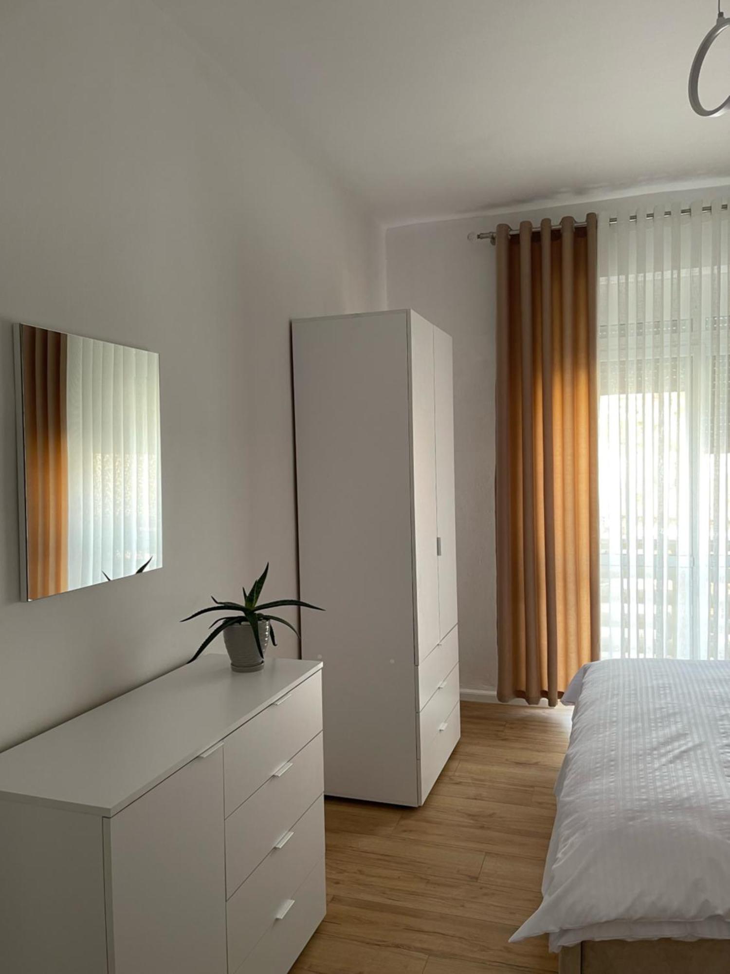 Beratinus Apartment In Berat Center Eksteriør bilde