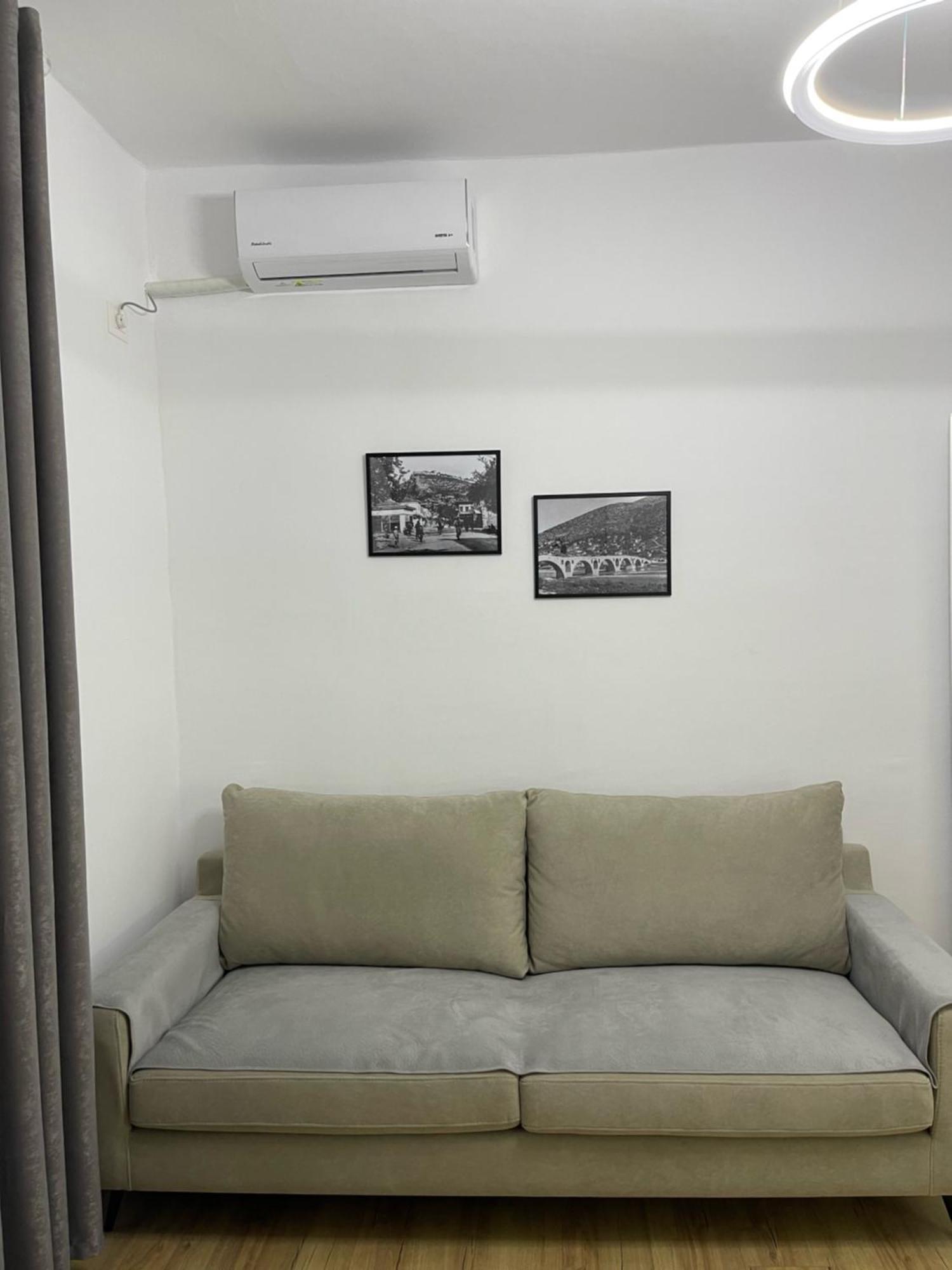 Beratinus Apartment In Berat Center Eksteriør bilde