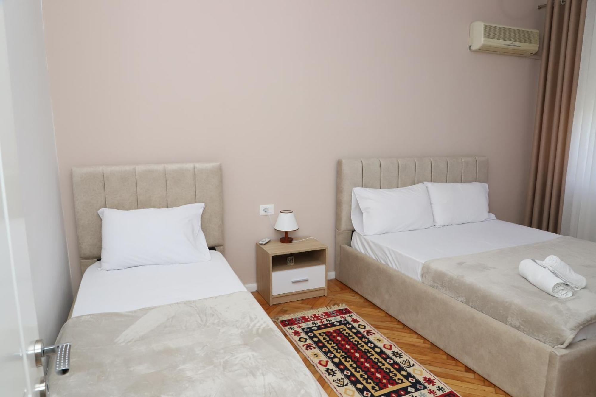 Beratinus Apartment In Berat Center Eksteriør bilde